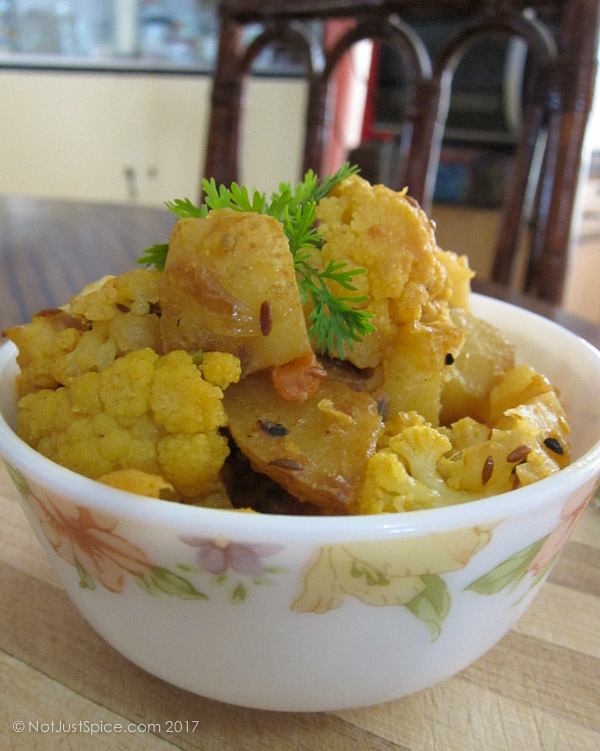 Aloo Goba | Indian-Style Potatoes and Cauliflower on notjustspice.com